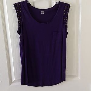 Purple Sleeveless Top Size medium